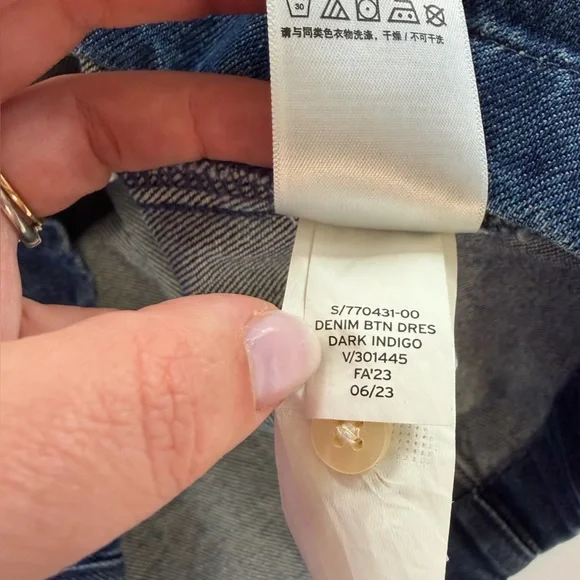Gap Dress Womens Medium Denim Button Front Dark Wash New - Picture 5 of 7